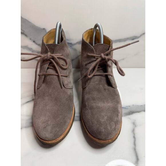 Clarks Women's Gray Suede Phenia Carnaby Boots Sz 7.5 Classic Preppy Victorian - Picture 2 of 7